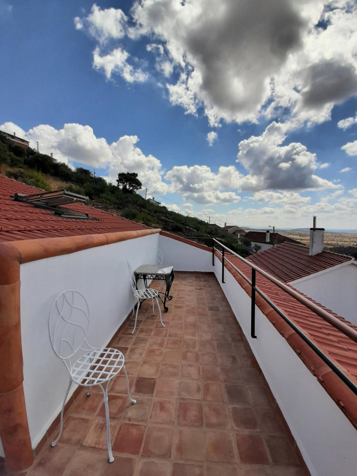 Casal da Serra Penha Garcia Bagian luar foto